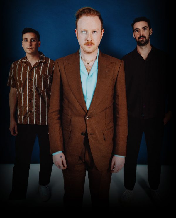 TWO DOOR CINEMA CLUB